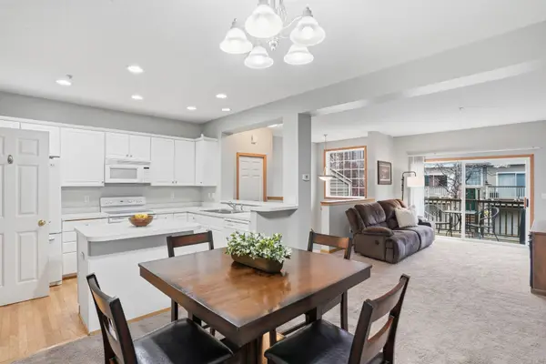 13848 52nd Avenue N, Plymouth, MN 55446