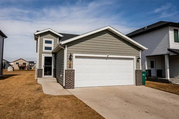 762 2nd Avenue, Horace, ND 58047