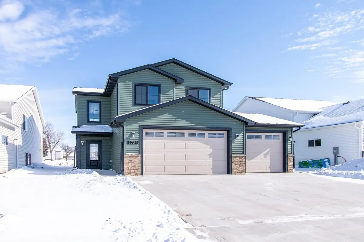 3724 27th Street S, Moorhead, MN 56560 - #1