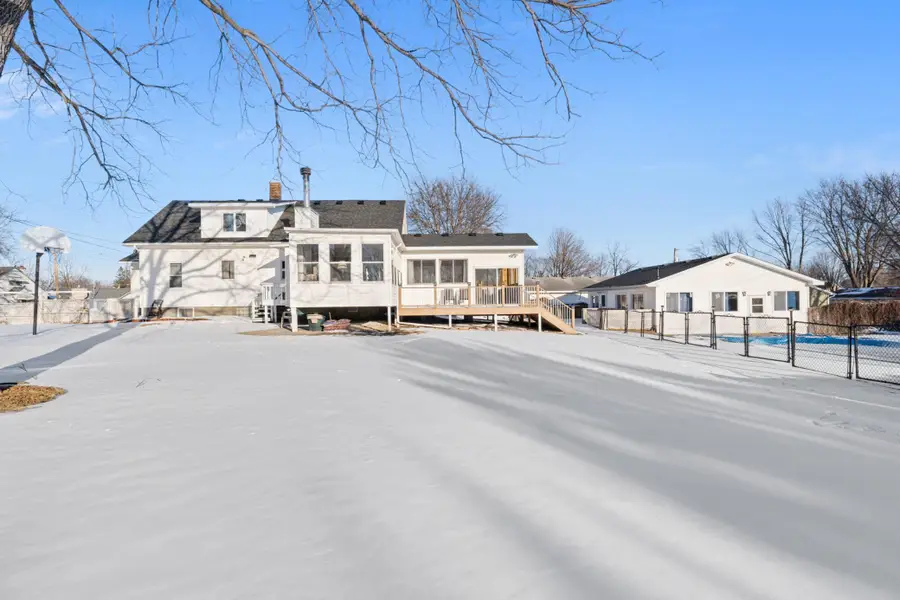 508 Oak Avenue Sw, Montgomery, MN 56069 - #3