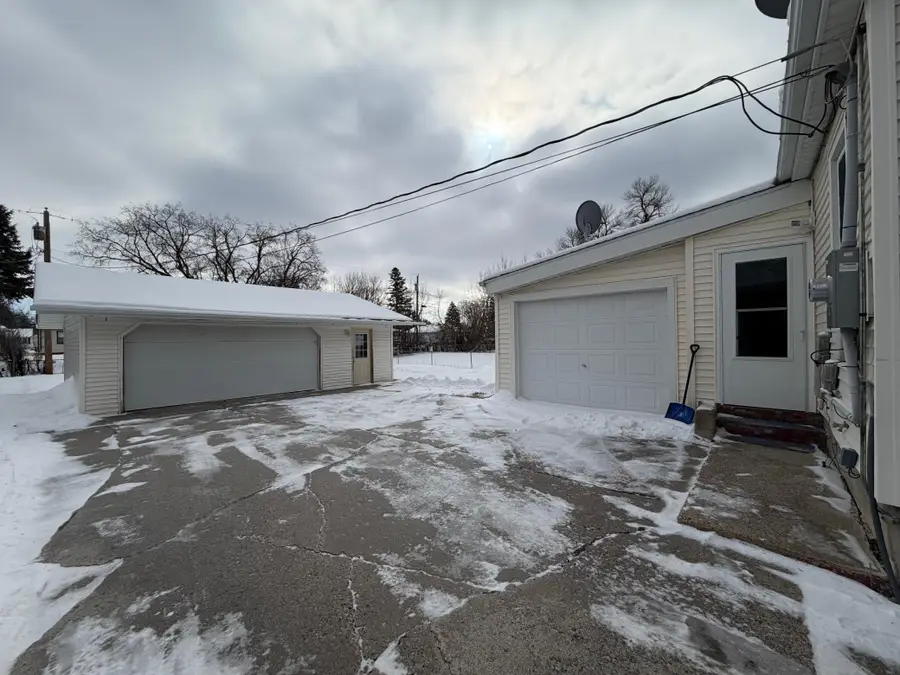 818 16th Street N, Moorhead, MN 56560 - #2