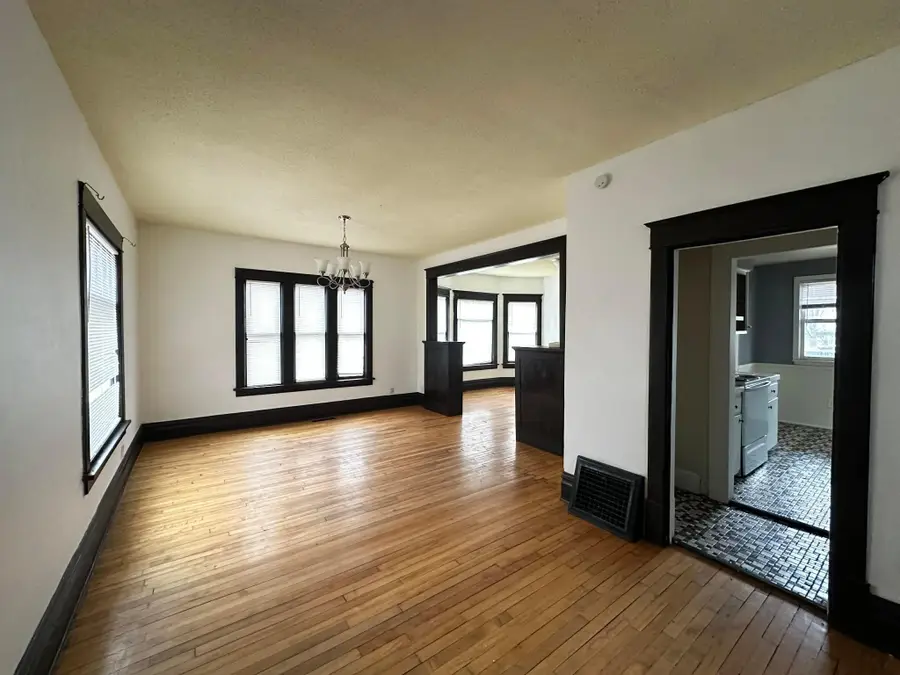 4027 Bryant Avenue N, Minneapolis, MN 55412 - #3