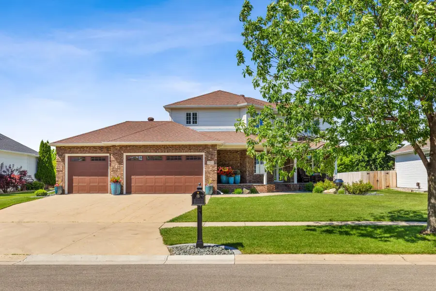 5144 Rose Creek Parkway S, Fargo, ND 58104 - #2