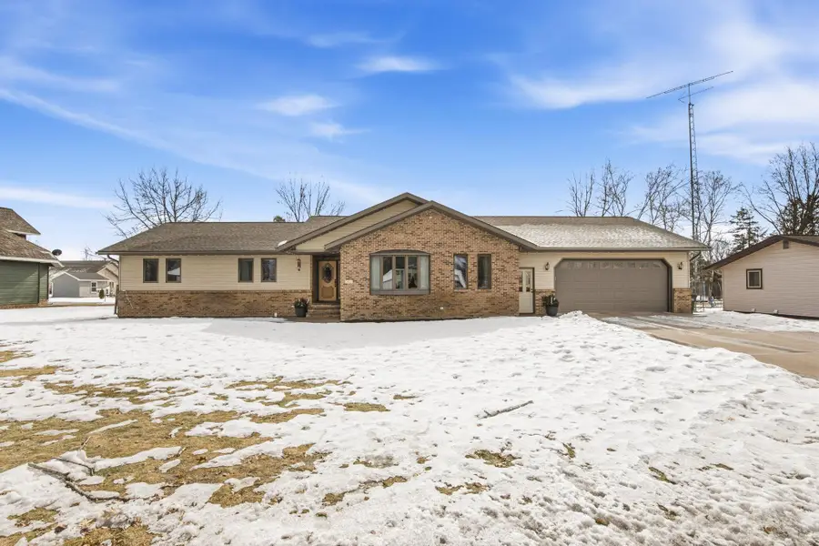 302 Park Avenue Se, Pierz, MN 56364 - #2