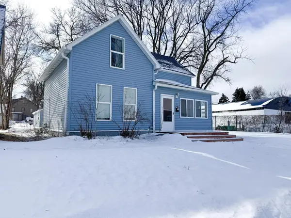 514 E Hampden Avenue, Fergus Falls, MN 56537