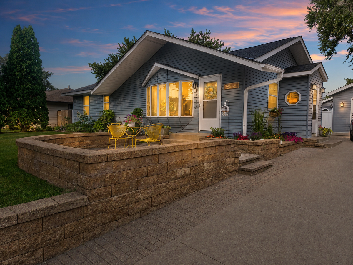 8341 Glenbrook Avenue S, Cottage Grove, MN 55016 - #1