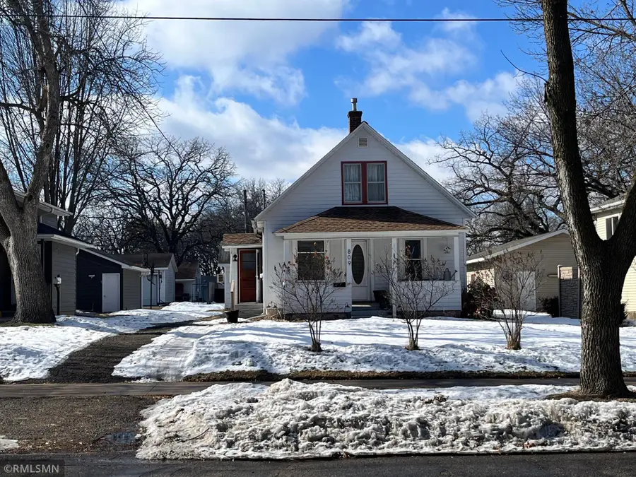 809 Broadway Avenue S, Sauk Rapids, MN 56379 - #2
