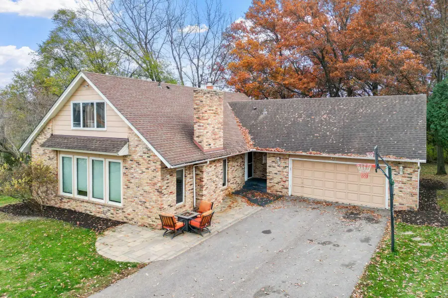 71 Deer Hills Court, North Oaks, MN 55127 - #2