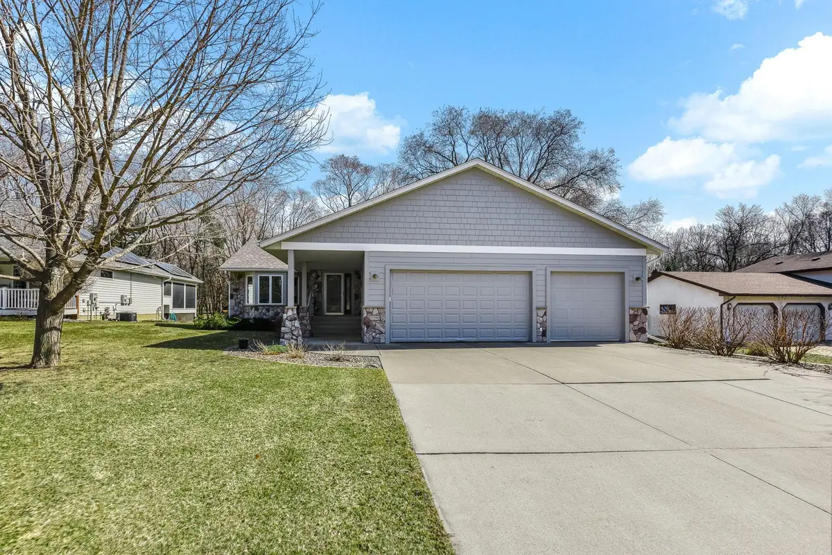 3590 Searle Court, Vadnais Heights, MN 55127 - #1