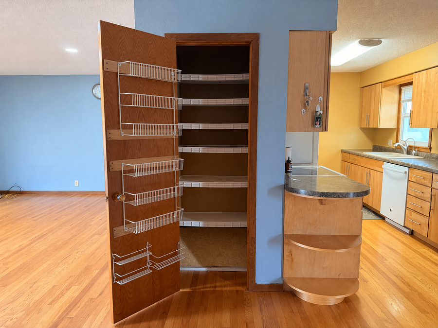 117 Southdale Street Se, Sleepy Eye, MN 56085 - #3