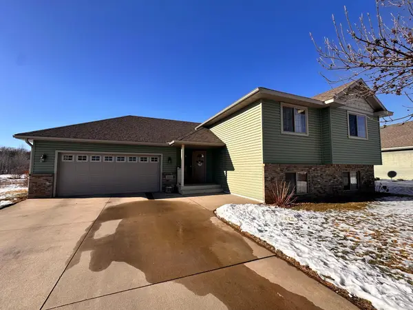 26109 Bluebird Lane, Rockville, MN 56301