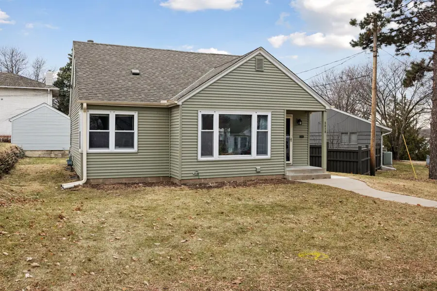 5620 21st Avenue S, Minneapolis, MN 55417 - #2