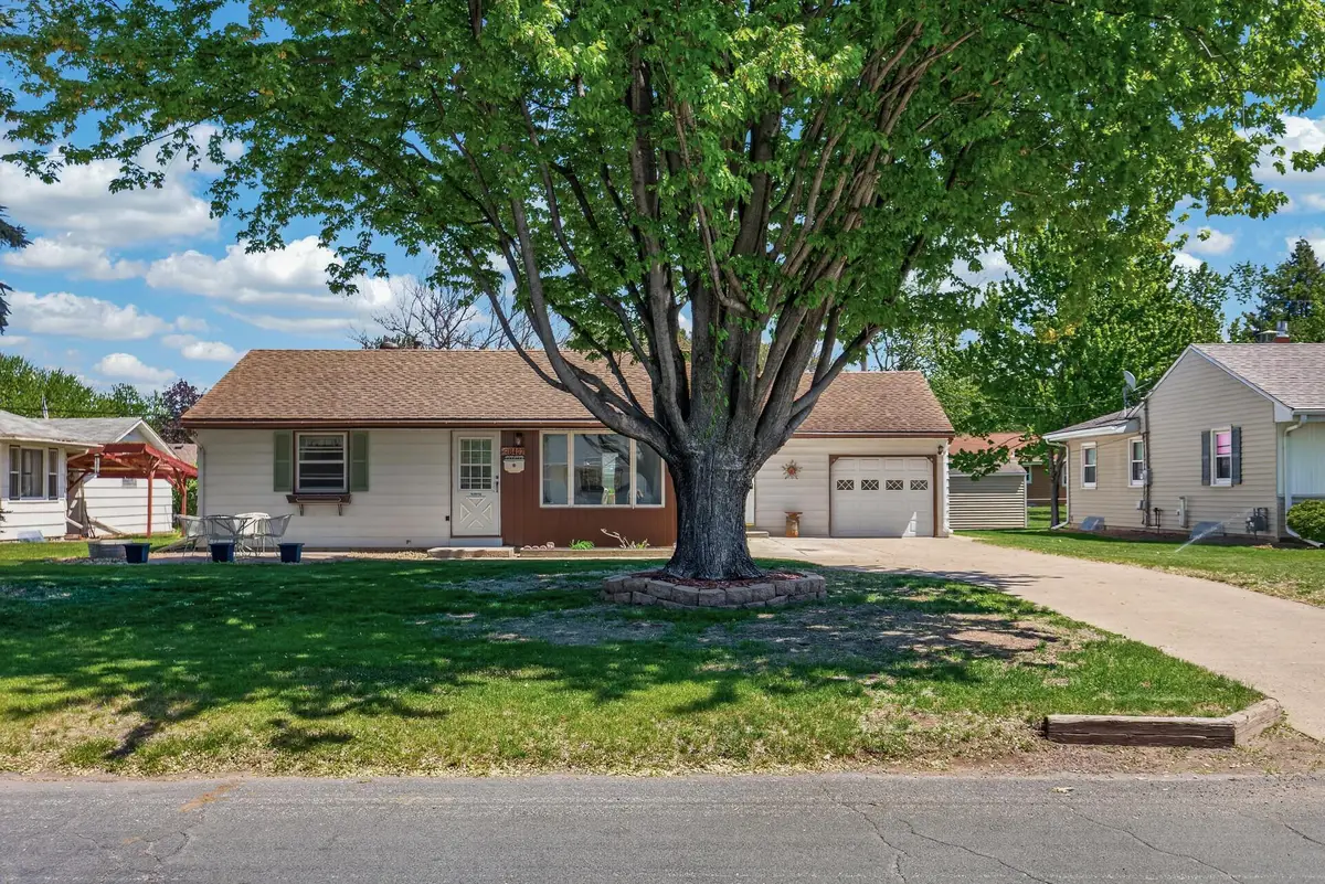 8407 5th Avenue S, Bloomington, MN 55420 - #1