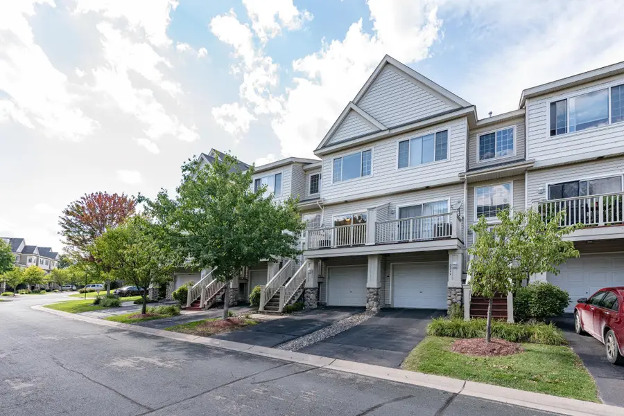 2315 Eagle Trace Lane, Woodbury, MN 55129 - #2