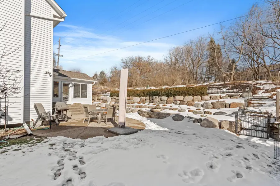 7215 Sunshine Drive, Eden Prairie, MN 55346 - #3