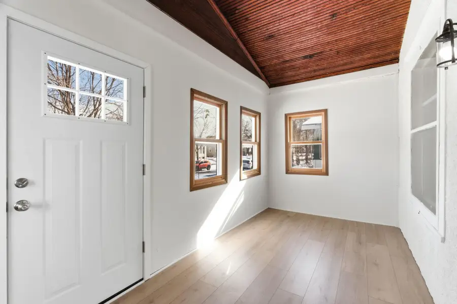 3820 30th Avenue S, Minneapolis, MN 55406 - #2