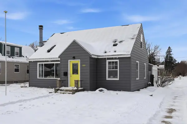 1003 11th Street S, Moorhead, MN 56560