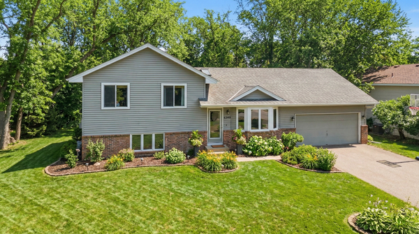 6340 Larch Lane N, Maple Grove, MN 55369