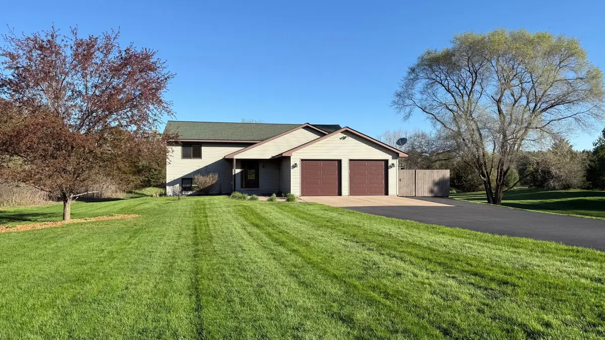 982 Drover Trail, Hudson, WI 54016 - #1
