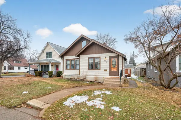 3954 Vincent Avenue N, Minneapolis, MN 55412