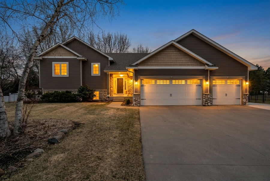 20599 Islandview Circle, Lakeville, MN 55044 - #2
