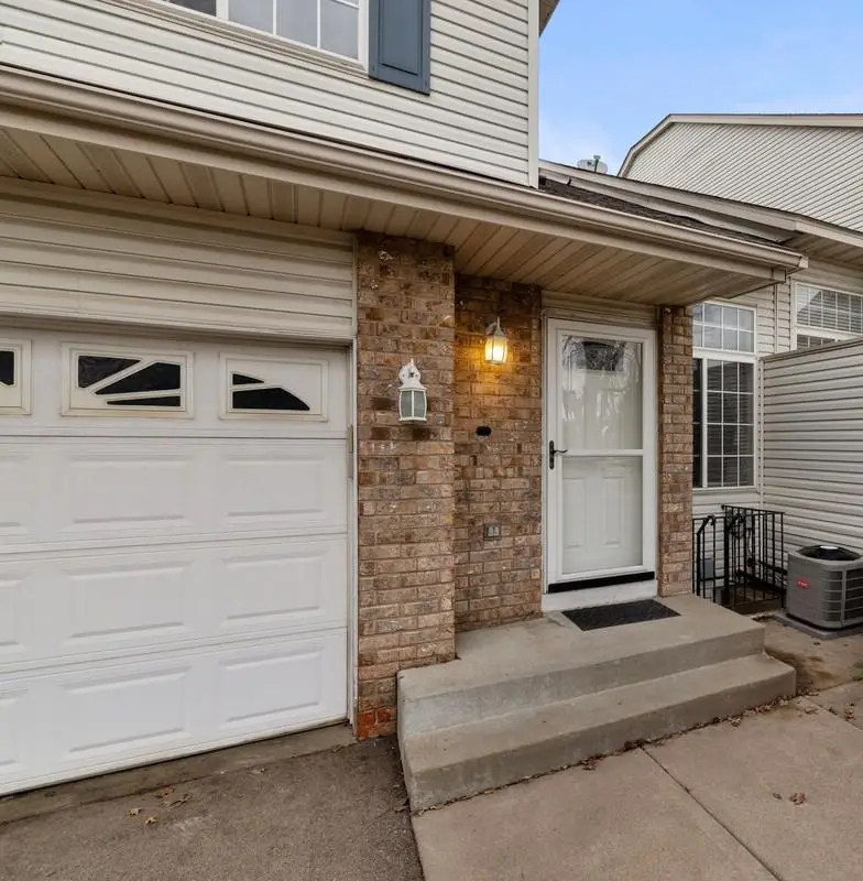 6129 Tahoe Circle #B, Woodbury, MN 55125 - #2