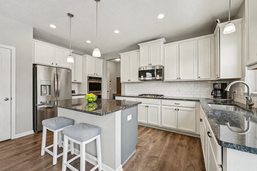 15244 Edgewood Avenue, Savage, MN 55378 - #2