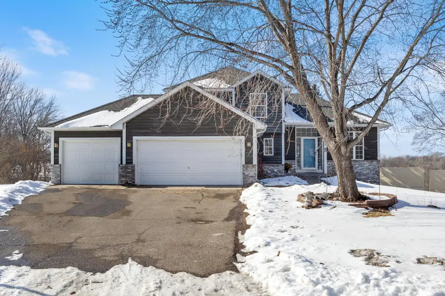 2045 Safari Heights Trail, Eagan, MN 55122 - #2