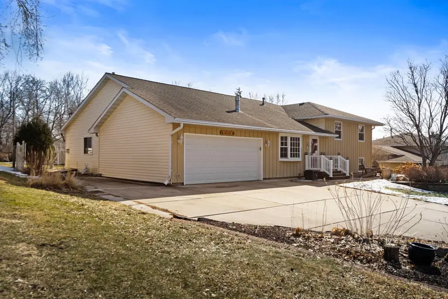 8251 Ingleside Avenue S, Cottage Grove, MN 55016 - #2