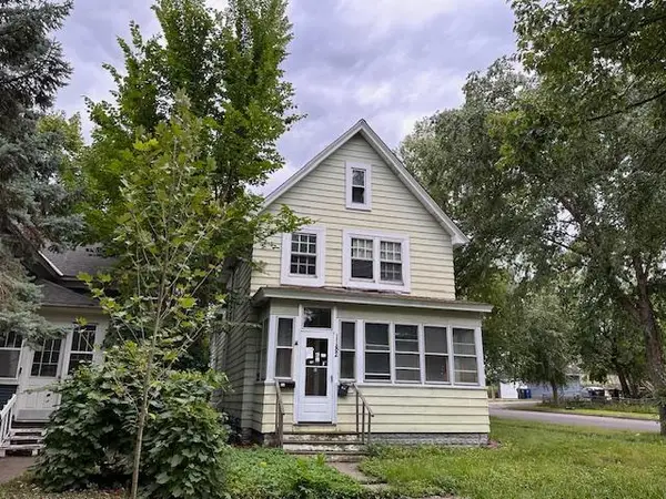 1182 Reaney Avenue, Saint Paul, MN 55106