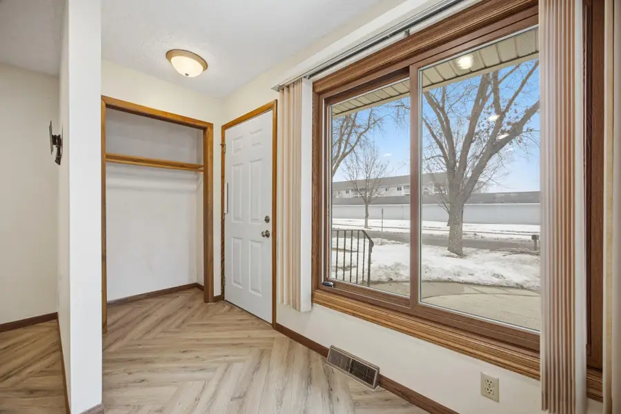 2201 15th Street S, Fargo, ND 58103 - #3