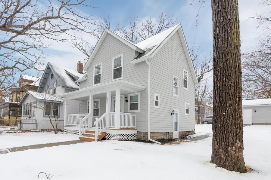 3011 Fremont Avenue N, Minneapolis, MN 55411 - #3