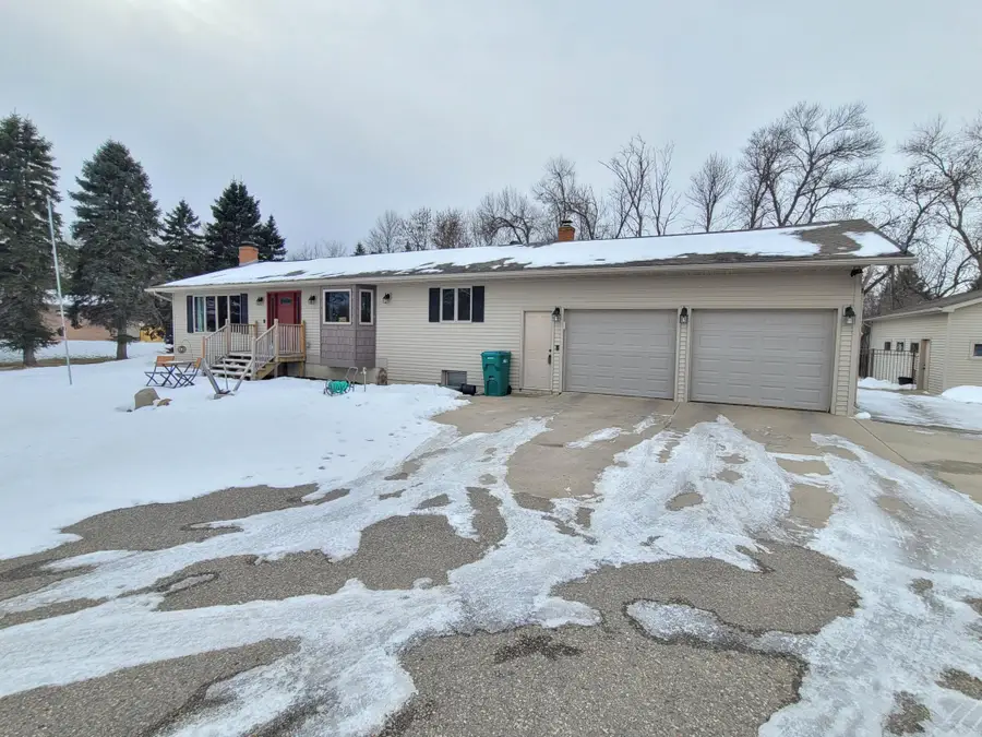 7607 University Drive S, Fargo, ND 58104 - #3