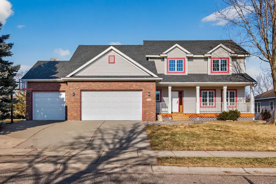 7716 7th Street N, Oakdale, MN 55128 - #2