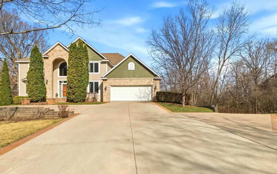 4561 Oak Pond Road, Eagan, MN 55123 - #2