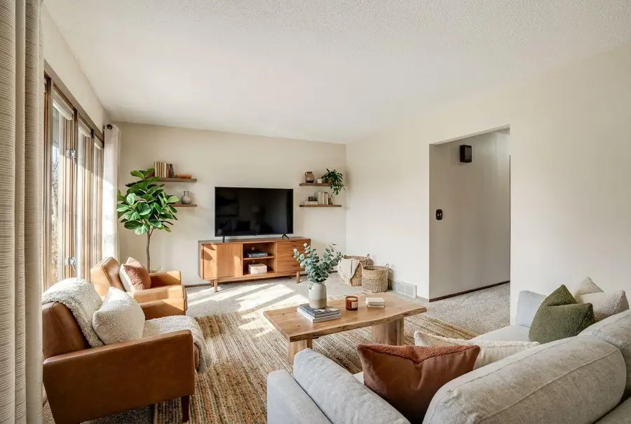 1016 4th Street W, Hastings, MN 55033 - #3