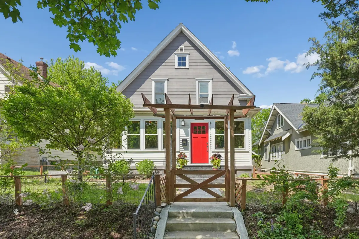 3828 S 11th Avenue S, Minneapolis, MN 55407 - #1