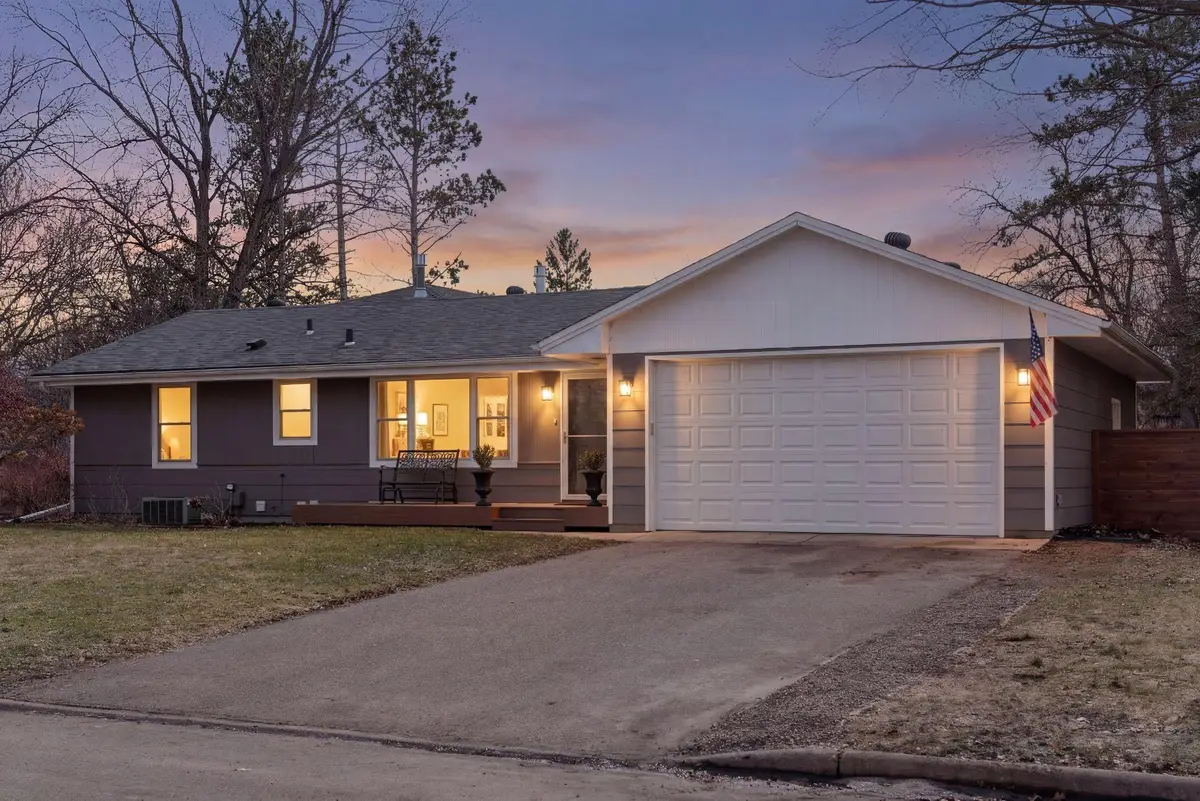 2401 Jones Place W, Bloomington, MN 55431 - #1