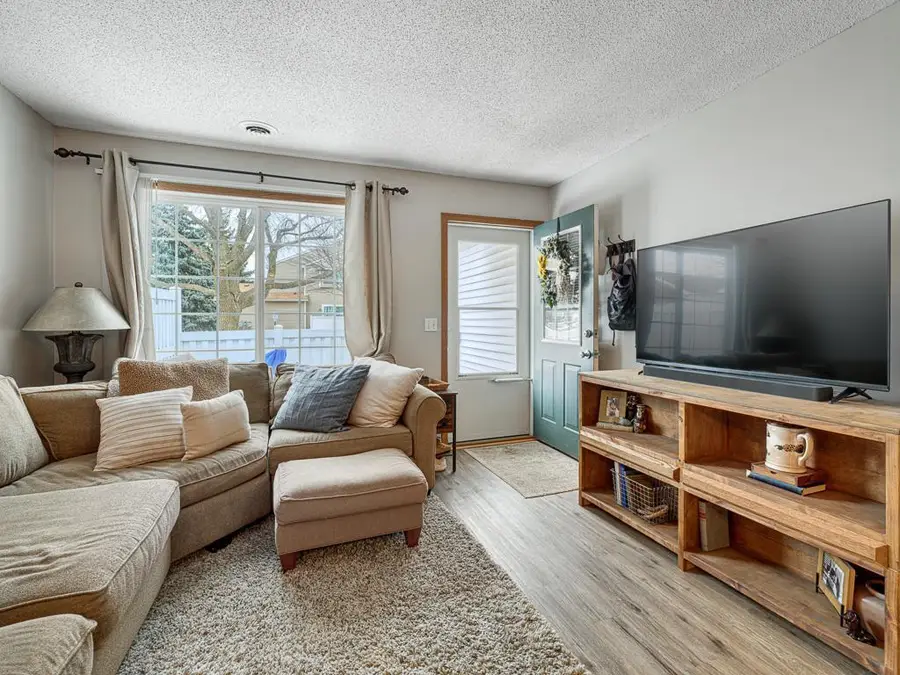 15724 Flackwood Trail, Apple Valley, MN 55124 - #3