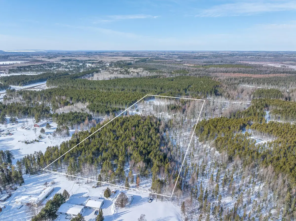 8352 Highway 21 N, Babbitt, MN 55706 - #1