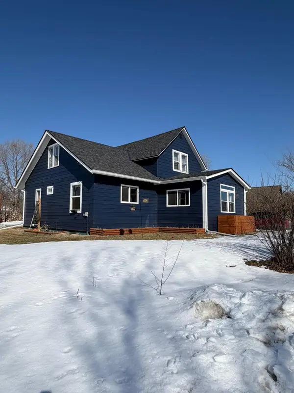 547 3rd Avenue Nw, Perham, MN 56573