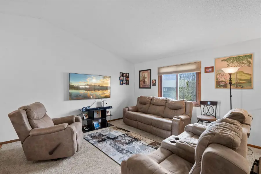 4100 Jordan Avenue N, New Hope, MN 55427 - #3