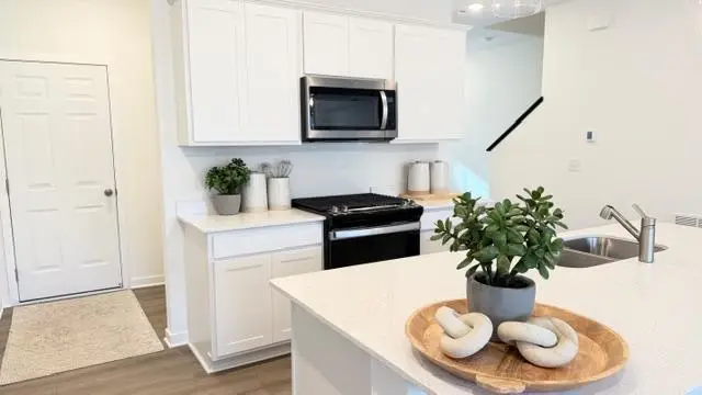 9252 Larimar Trail, Eden Prairie, MN 55347 - #2