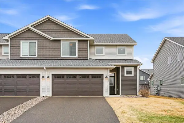 1512 Southpoint Drive, Hudson, WI 54016