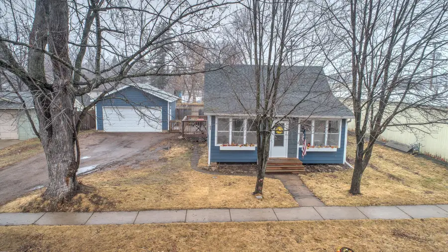 212 Forest Avenue W, Mora, MN 55051 - #2