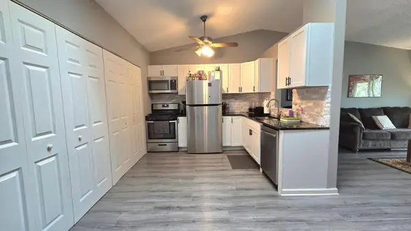 2063 N Park Drive #6, Saint Paul, MN 55119