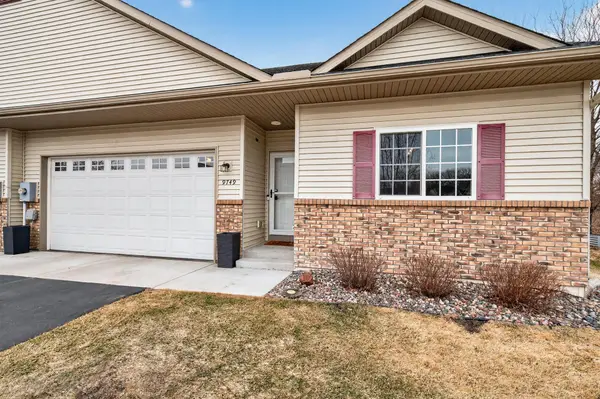 9749 Norway Street Nw, Coon Rapids, MN 55433