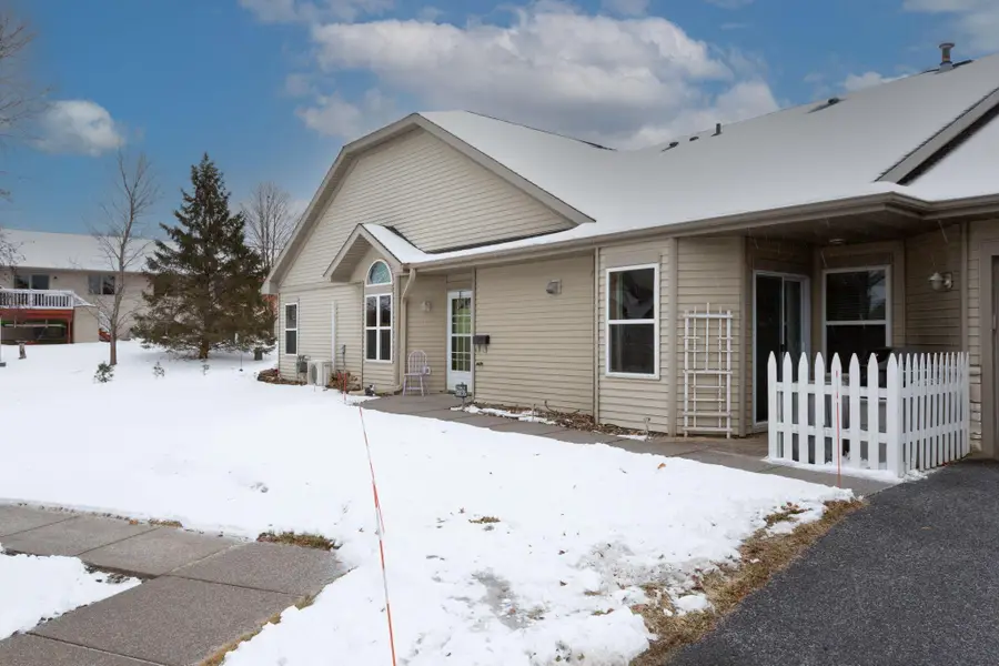 700 Leroy Lane #8, River Falls, WI 54022 - #2