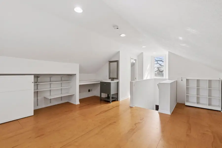 949 Benhill Road, Saint Paul, MN 55105 - #3