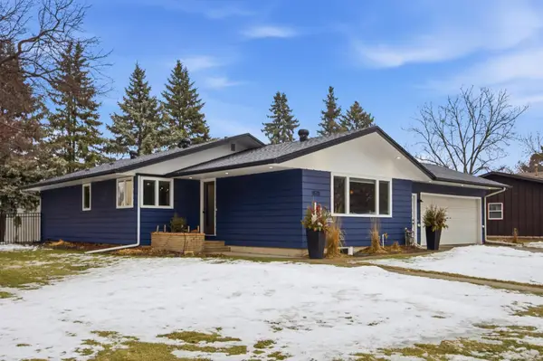 825 Park Drive S, Fargo, ND 58103